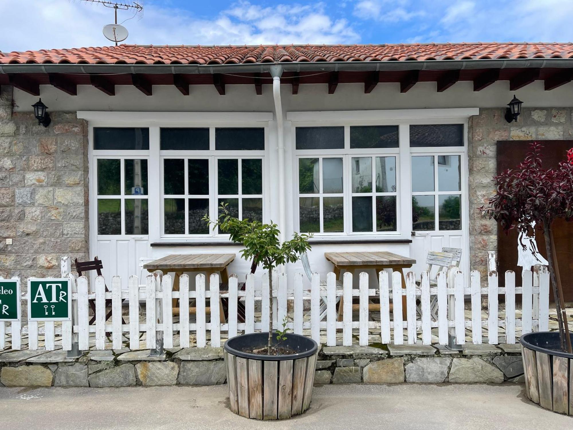 Hostel Gulpiyuri Llanes Villahormes Exteriör bild